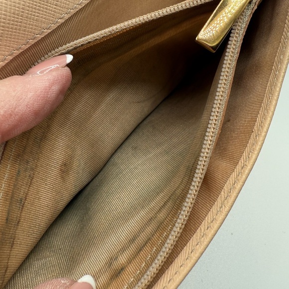 Salvatore Ferragamo Tan Leather Clutch - Picture 5 of 8